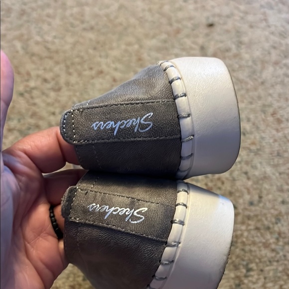 Skechers Gray Women's Flats - Picture 6 of 7
